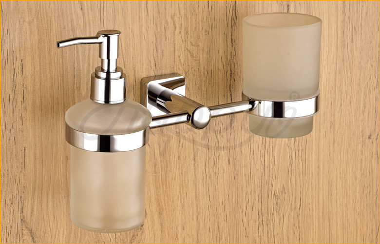 Combo Glass Liquid Dispenser and Tumbler