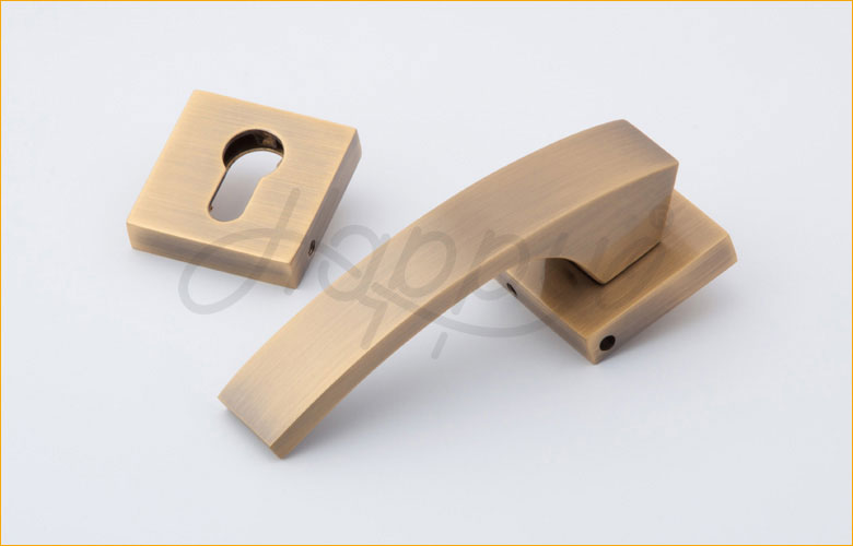 Glossy Antique Handle